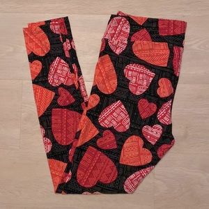 Lularoe Valentine’s leggings TC